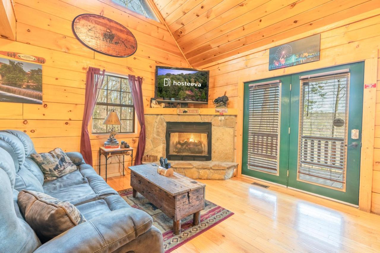 Moonshine Ridge Cabin With Hot Tub And Fire Pit Піджен-Фордж Екстер'єр фото