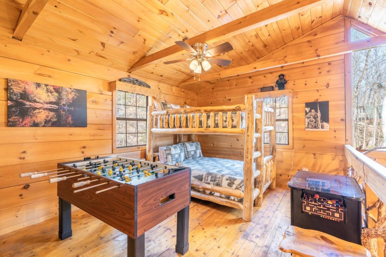 Moonshine Ridge Cabin With Hot Tub And Fire Pit Піджен-Фордж Екстер'єр фото