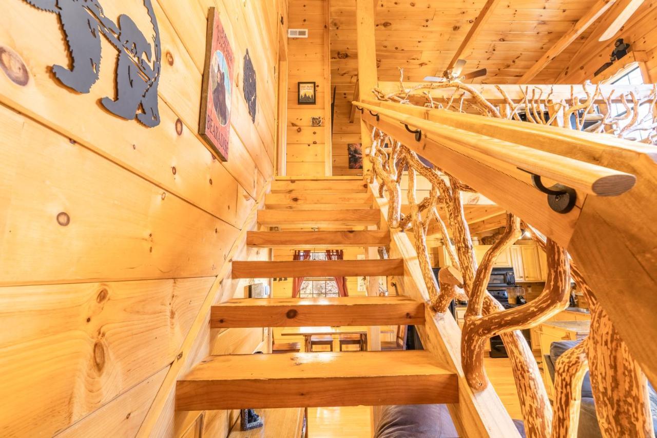 Moonshine Ridge Cabin With Hot Tub And Fire Pit Піджен-Фордж Екстер'єр фото